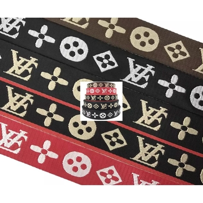 Προσαρμοσμένο λογότυπο υφασμένο Jacquard Strap Webbing σε μαύρο χρώμα για 38mm Nylon Shoulder Strap